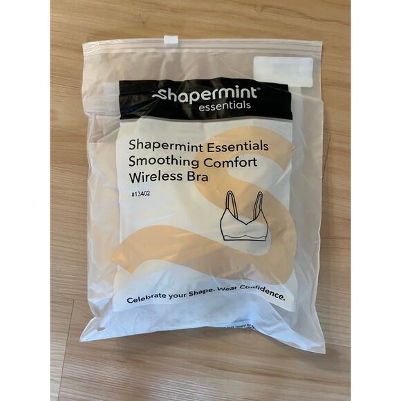 Shapermint Essentials Smoothing Comfort Wireless Bra - Picture 4 of 10